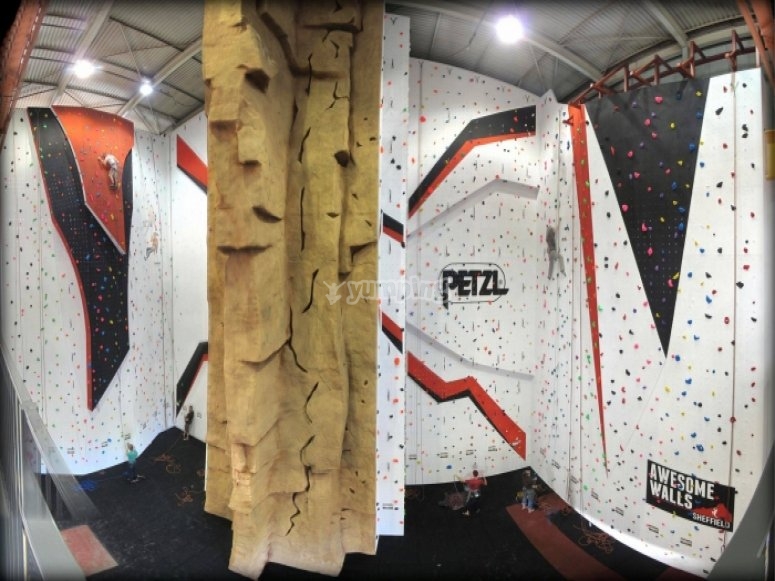 Awesome Walls Sheffield, prices and bookings 2024